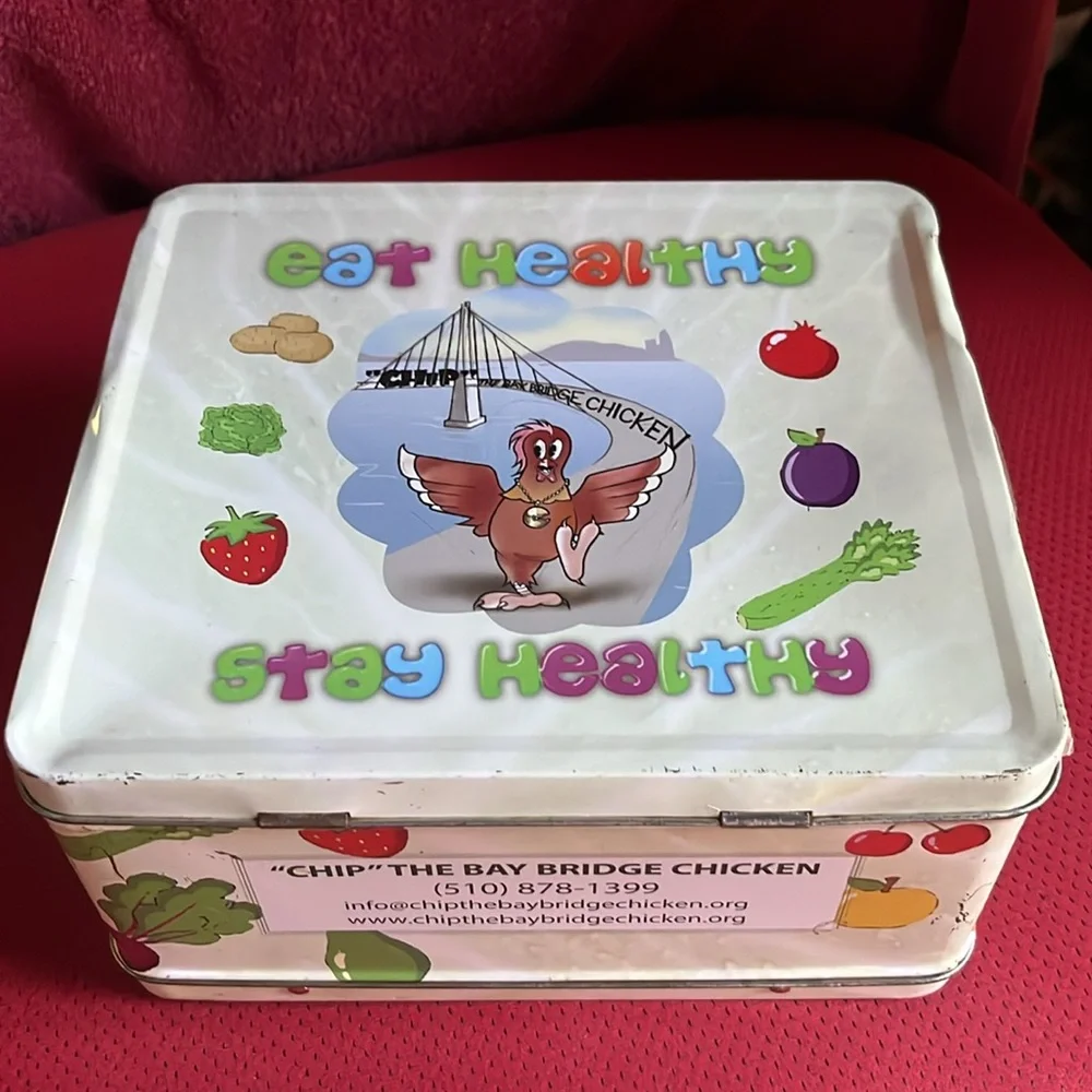 Vintage Chip the Bay Bridge Chicken lunch box, San Francisco  Colorful